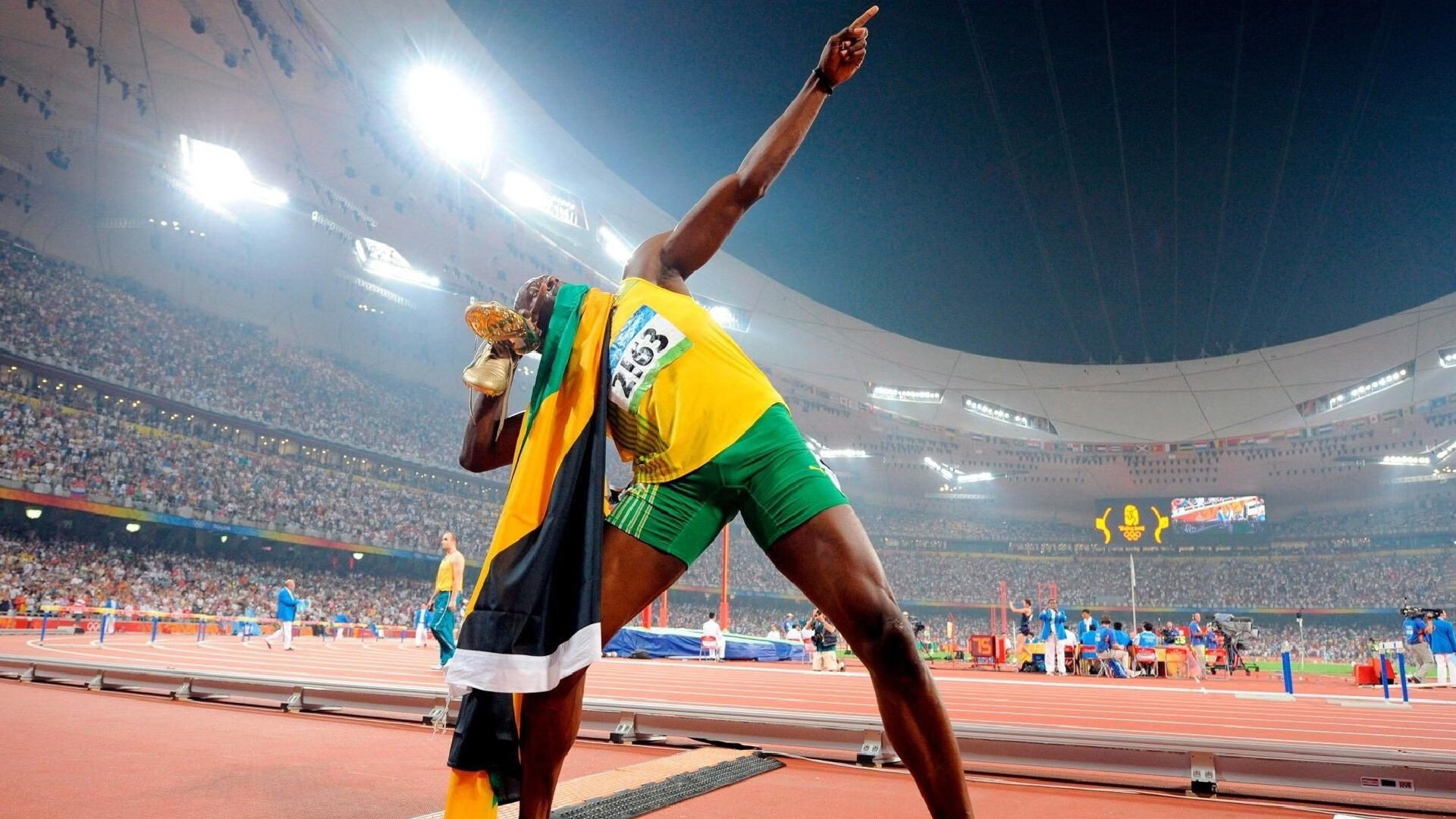 爱游戏综合娱乐-回顾羽毛球奥运三连冠选手高光时刻，连续三届奥运会羽毛球男单亚军