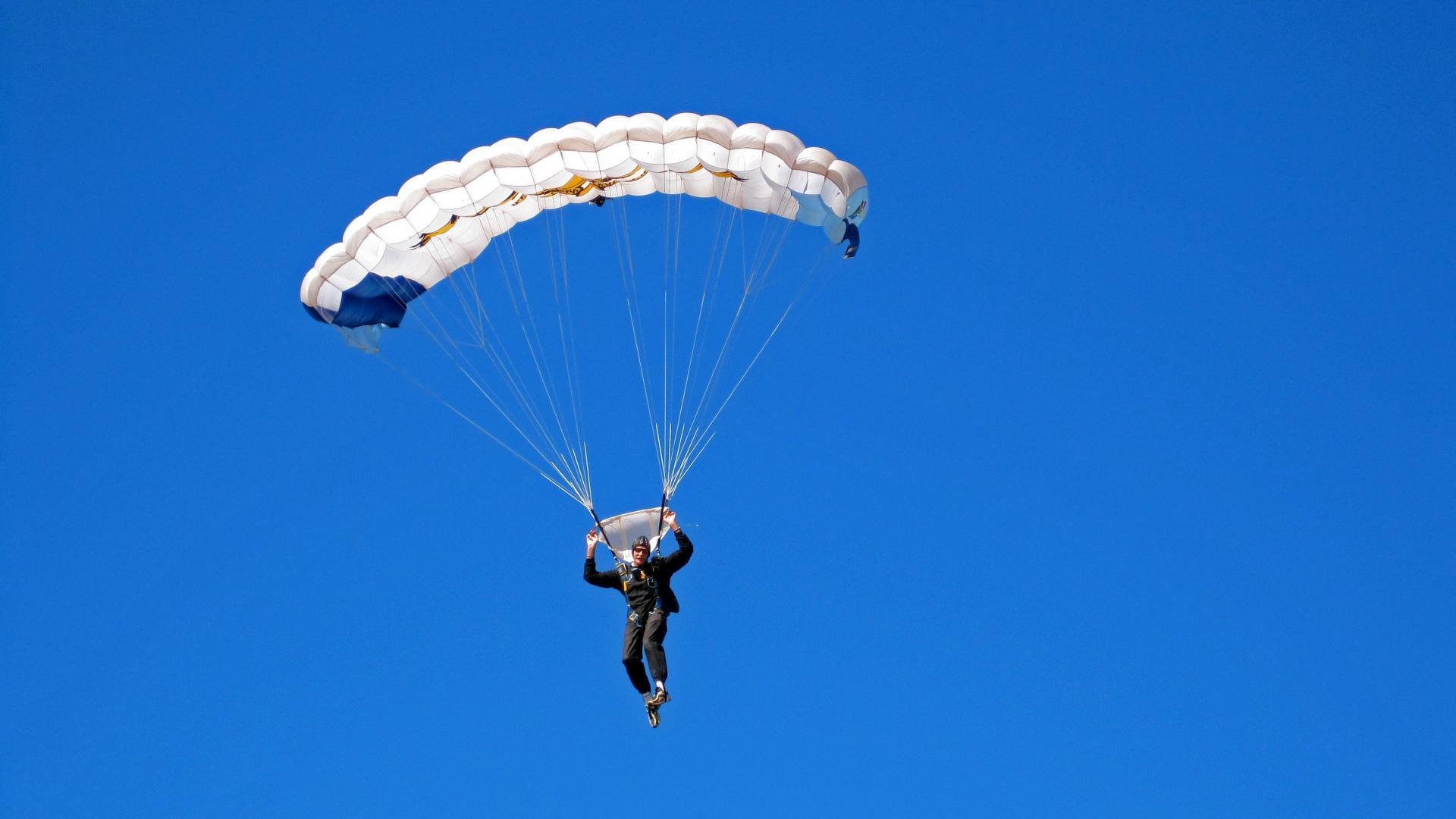 电竞选手心理健康支持体系建立，保障职业生涯，电子竞技心理